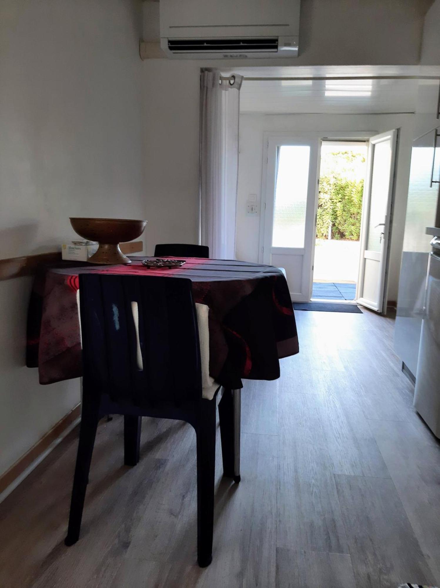 Appartement Meuble Bord De Mer Fos Sur Mer Fos-sur-Mer Zewnętrze zdjęcie